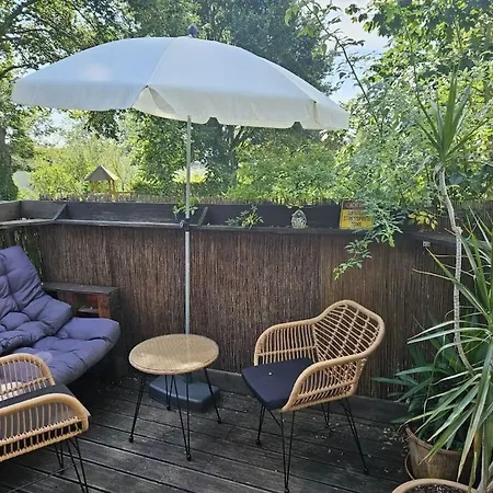 Old School 1 Holiday home Kail